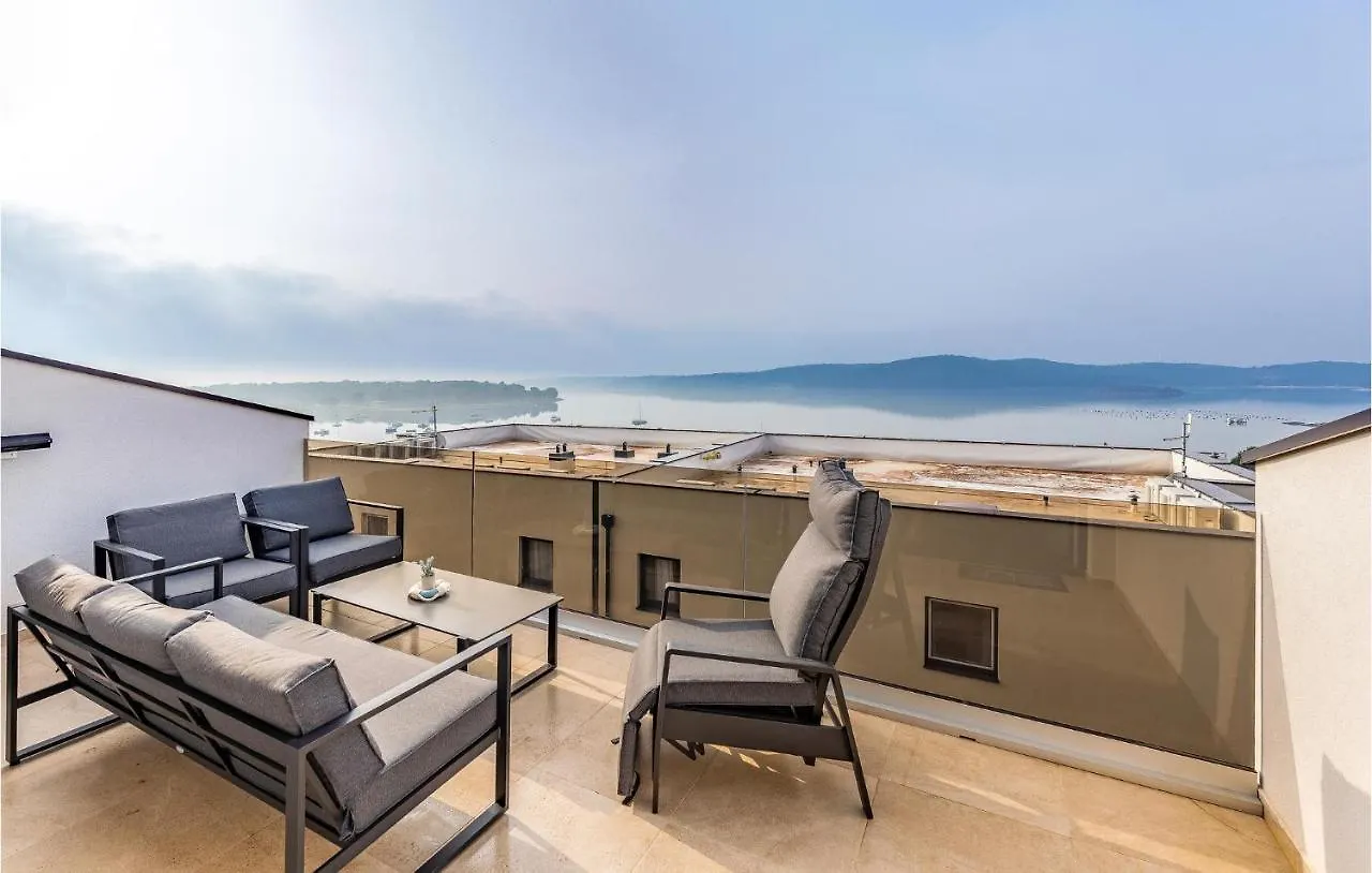 Amazing Apartment In Medulin With House Sea View