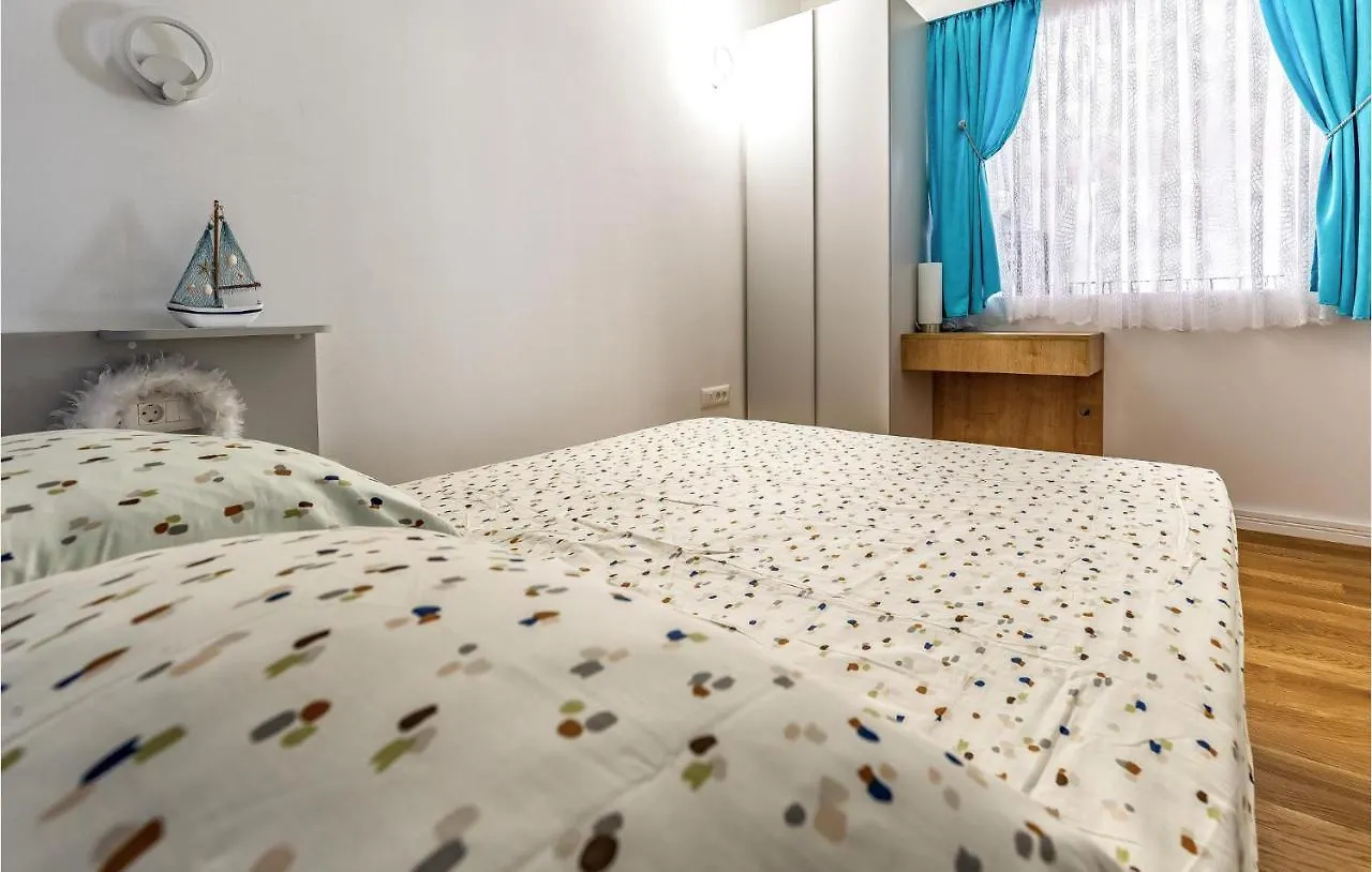 Amazing Apartment In Medulin With House Sea View