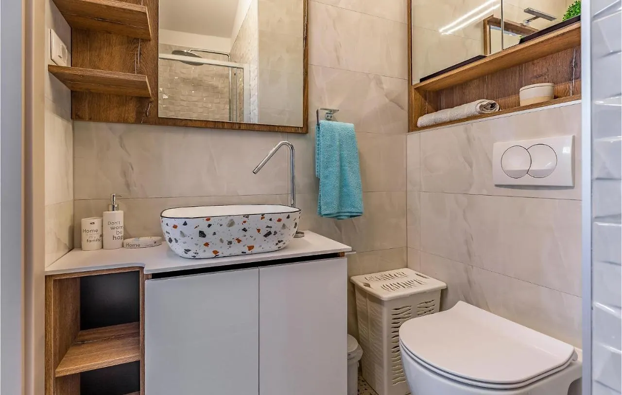 Amazing Apartment In Medulin With House Sea View